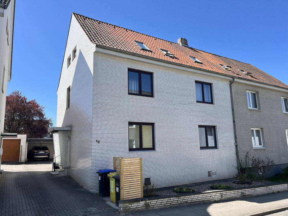 Thumbnail-Mehrfamilienhaus mit 3 Wohnungen, ruhige Lage in Hamburg-Wilsdorf evtl. perspektivisch Eigennutzung