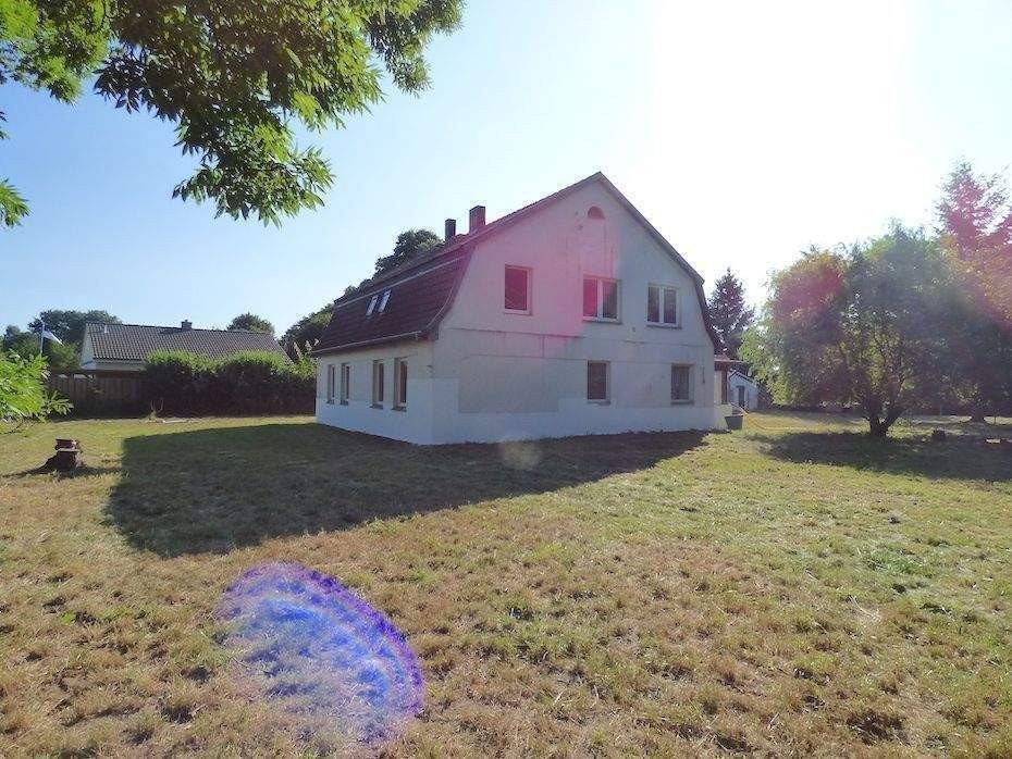 Thumbnail-Haus in herrlich ruhiger Lage ! Aufteilung in bis zu 4 Wohnungen möglich ! Planung vorhanden ! Provisionsfrei