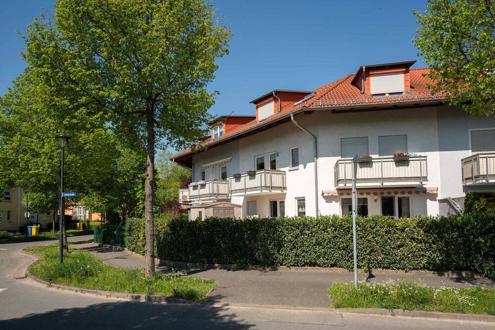 Thumbnail-altengerechte Gartenwohnung mit Terrasse