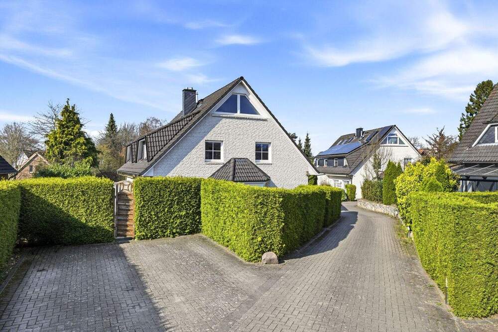 Thumbnail-Neuwertige Doppelhaushälfte mit beheiztem Vollkeller in ruhiger Lage von Rahlstedt-Oldenfelde