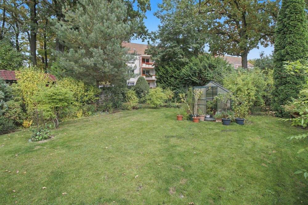 Thumbnail-Grundstück mit Potenzial zur Wohnbebauung in Erkner: Bebauung nach B-Plan, Bestandsgebäude vorhanden