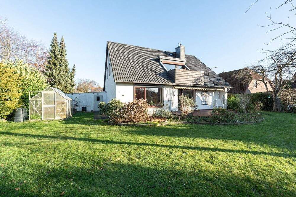 Thumbnail-Lage die begeistert: 1-2 Familienhaus mit Gartenjuwel in Bestlage