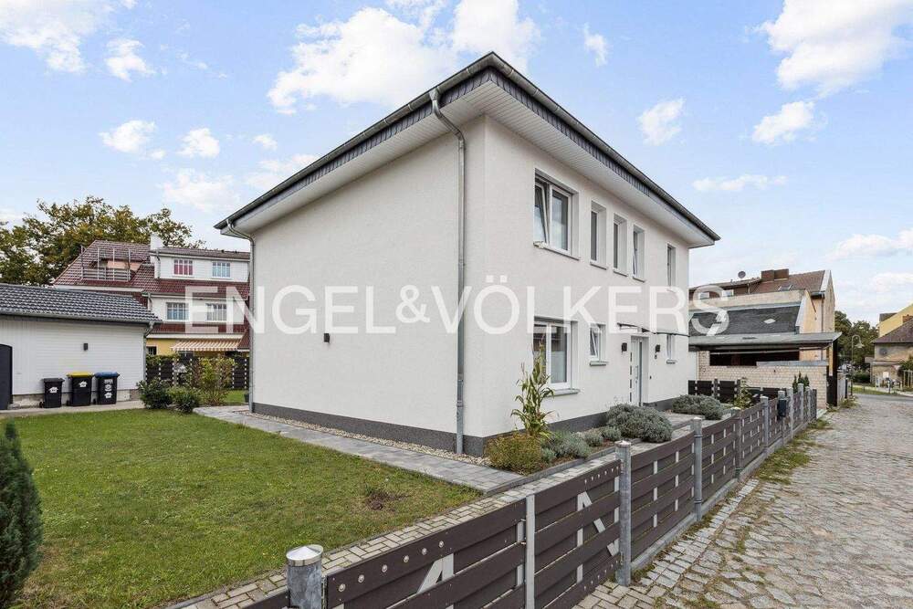 Thumbnail-Platz für die ganze Familie - moderner Neubau mit Doppelgarage und Remise