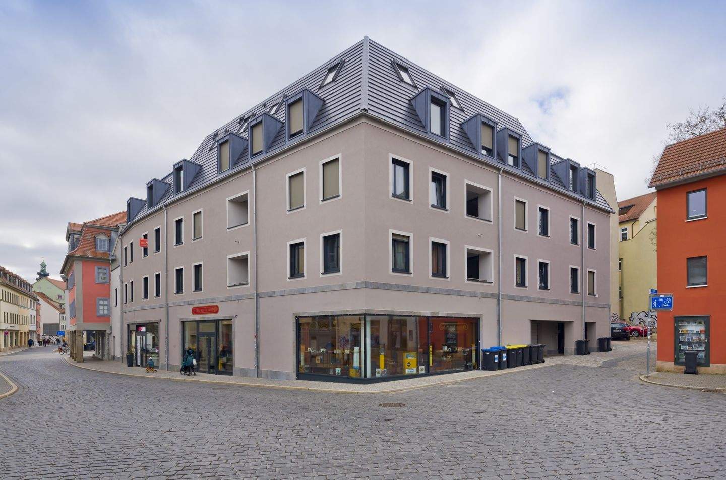 Thumbnail-Stilvoll wohnen im Herzen Weimars - 3-Zimmer-Oase mit Terrasse & Balkon