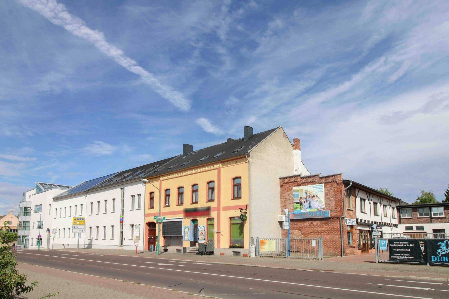 Straßenansicht (1)