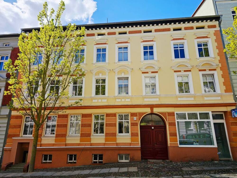 Thumbnail-Denkmalgeschützes Mehrfamilienhaus in grüner Lage