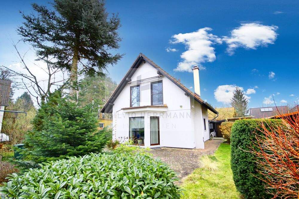 Thumbnail-Einfamilienhaus Drei - Vier Zimmer!