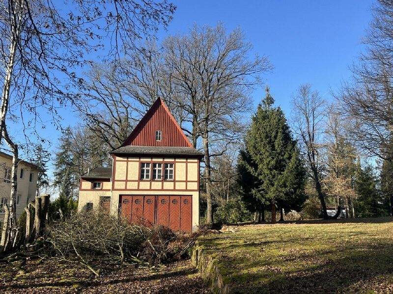 Thumbnail-Exklusives Baugrundstück im Chemnitzer Villenviertel in Siegmar Rabenstein kaufen