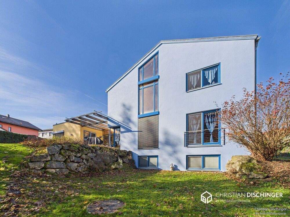 Thumbnail-Familienidylle auf 224 m² - mit Kubus-Anbau, Pool und traumhaftem Garten