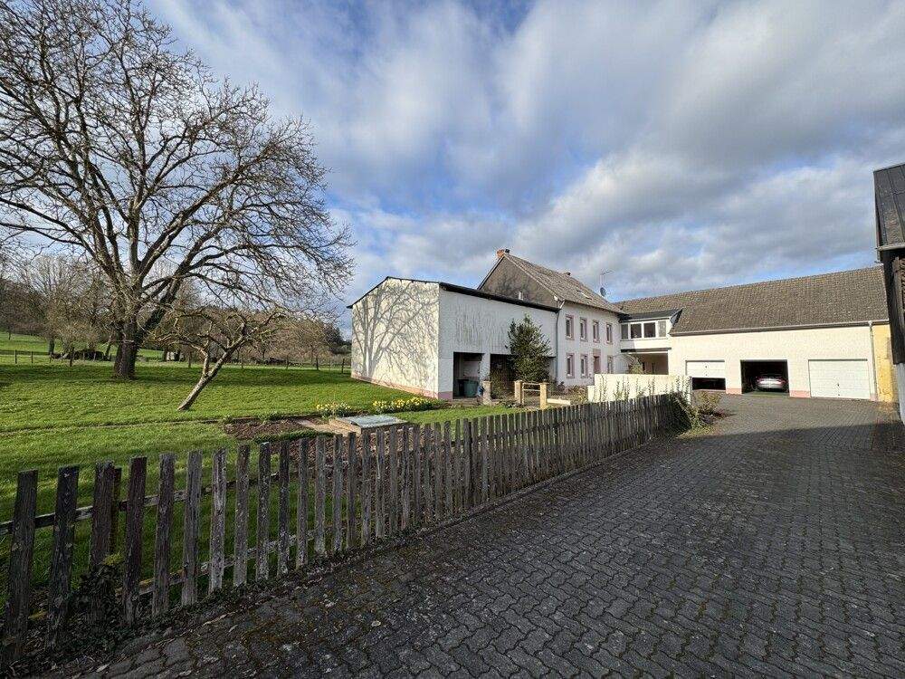 Thumbnail-Ehemaliges Bauernhaus mit Scheune & vielseitigem Ausbaupotenzial