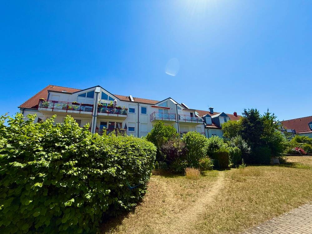 Hausansicht / Gemeinschaftsgarten