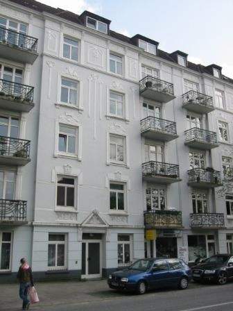 Thumbnail-Helle 2-Zimmer-Wohnung mit Balkon in zentraler Lage