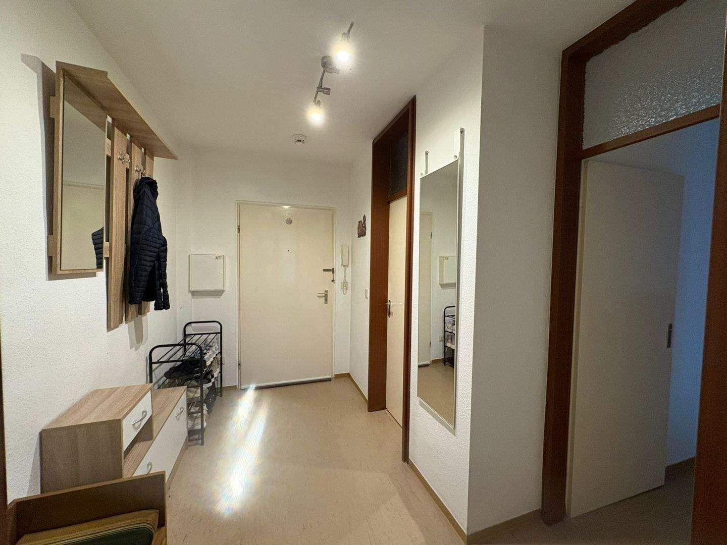 Thumbnail-Oggersheim - 2-Zimmer-Wohnung mit Balkon und Stellplatz