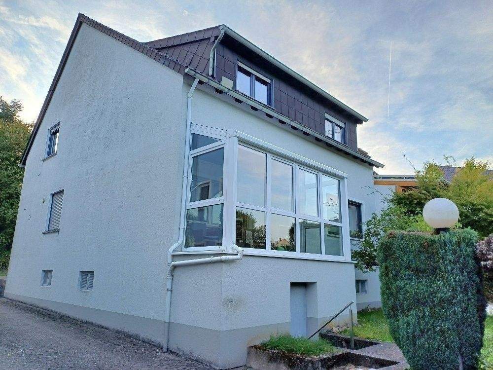 Thumbnail-Komforthaus in St. Ingbert SÜD, mit Wintergarten, pflegeleichtem Garten, Autoabstellplätzen und Garage,St. Ingbert SÜD