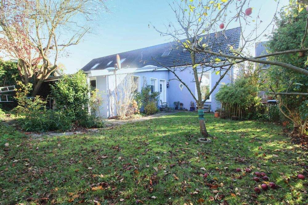 Thumbnail-Willkommen zuhause: Gepflegte Doppelhaushälfte samt Garten in Citylage