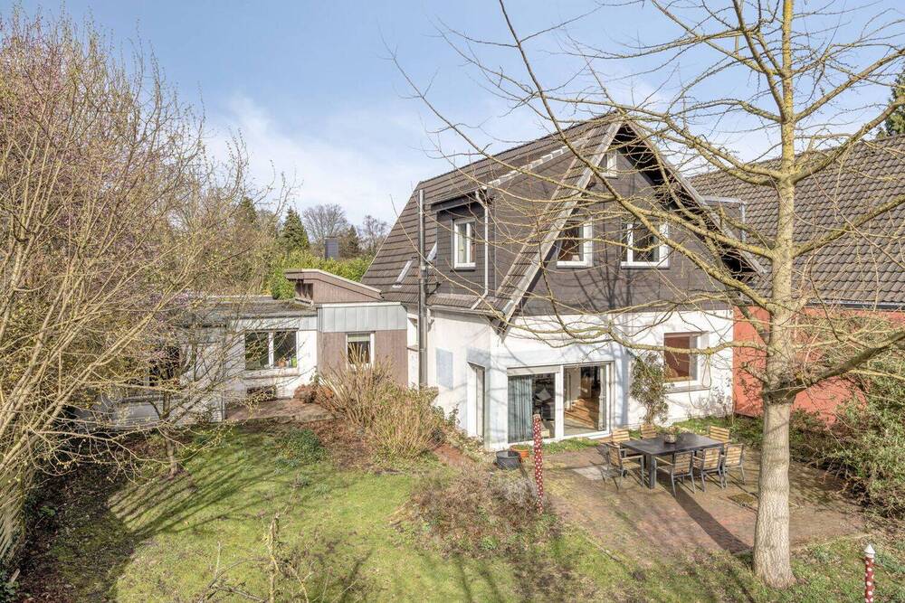 Thumbnail-Charmante Doppelhaushälfte: gemütlich, modernisiert und mit großzügigem Garten