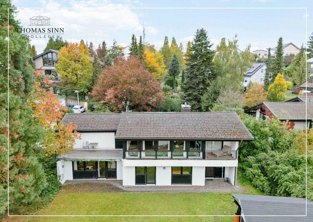 Thumbnail-Architektur trifft Atmosphäre - außergewöhnliches Split-Level-Haus mit Weitblick
