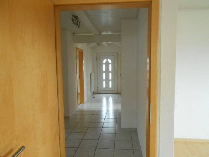 Thumbnail-3 Zimmer Wohnung im I.OG (DG) mit Balkon und Terrasse