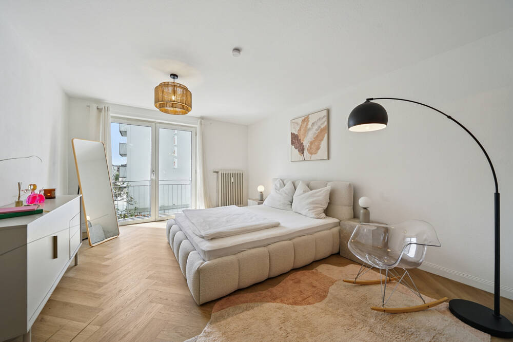 Thumbnail-Charmante 1,5-Zimmer-Stadtwohnung in Bestlage von Friedrichshafen - frisch Renoviert & Möbliert
