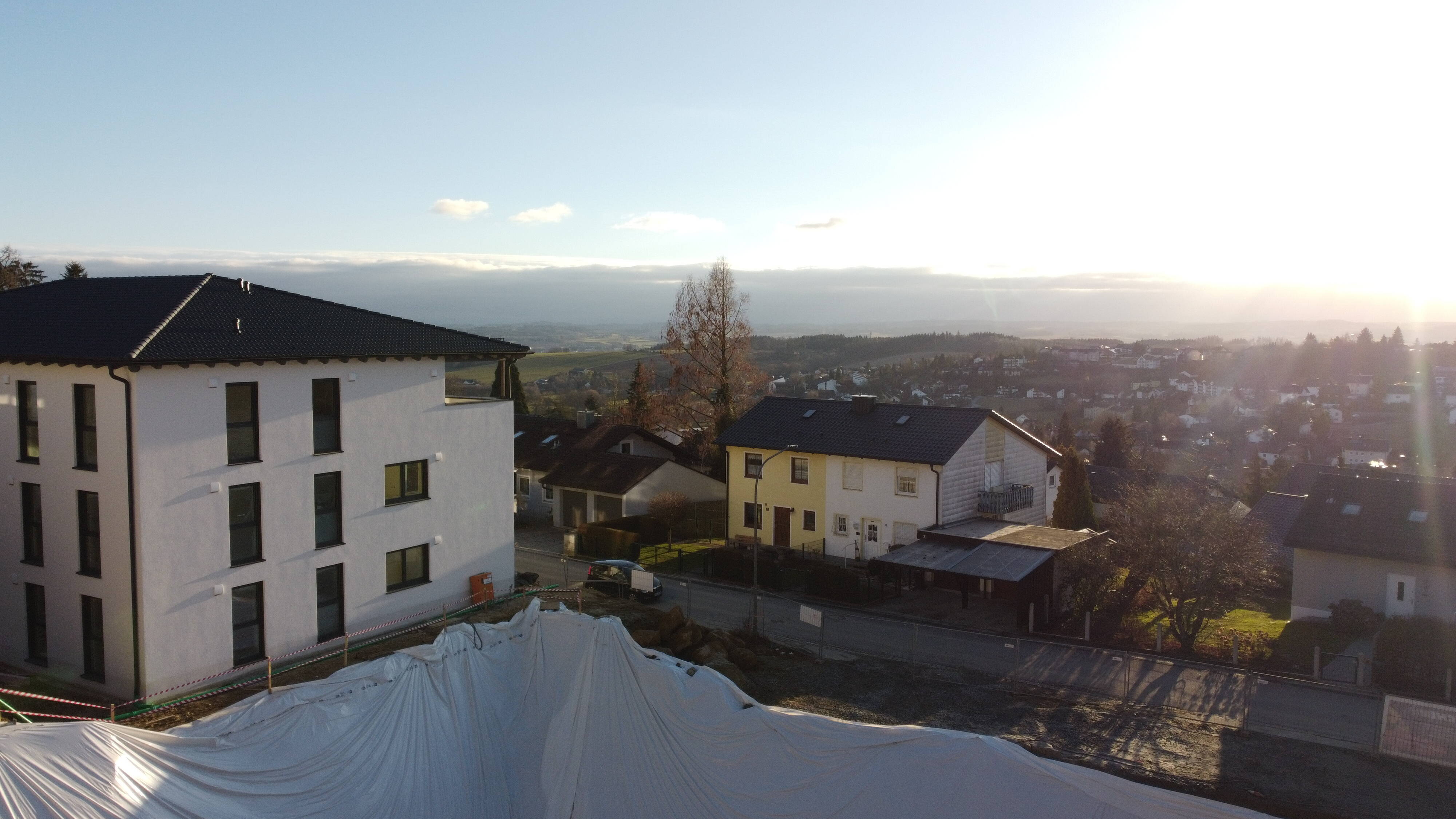 Thumbnail-Traumhaft & exklusiv Wohnen! 3-Zimmer EG-Wohnung mit großem Garten - KFW 40 NH (W2)