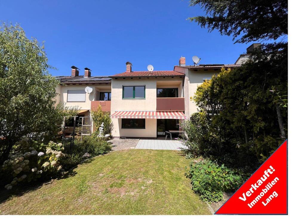 Thumbnail-Im Alleinauftrag! Gemütliches Reihenmittelhaus mit Garten in Lappersdorf