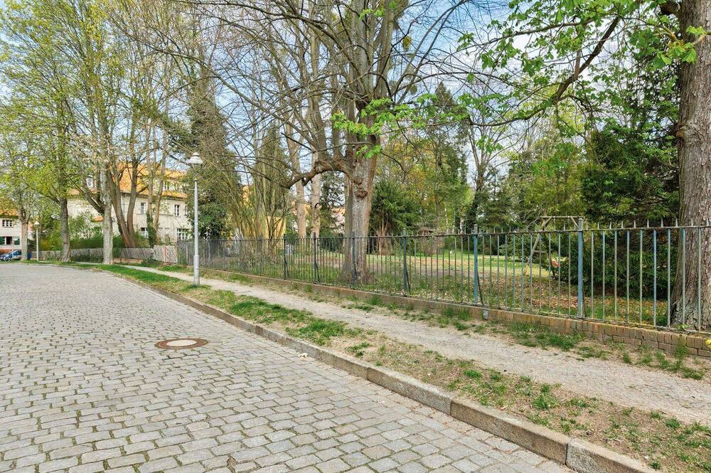 Thumbnail-Ruhig gelegenes Baugrundstück in gewachsener Villenlage von Berlin-Zehlendorf