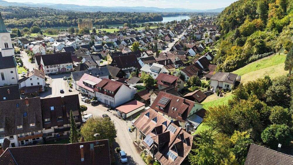 Thumbnail-Reihenendhaus für Handwerker - naturnahe Lage in Schwörstadt
