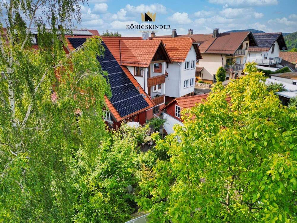 Thumbnail-Doppelhaushälfte mit Gartenparadies in idyllischer Lage von Bühlertal