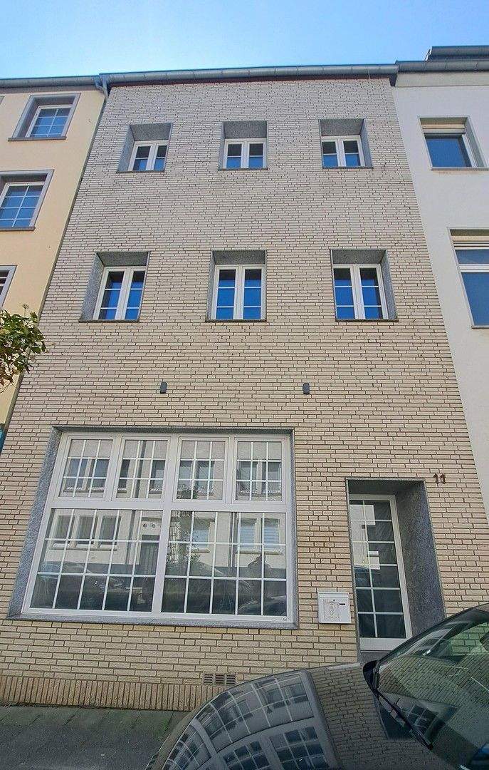 Thumbnail-Komplett leerstehendes Mehrfamilienhaus in Innenstadtlage mit 288m² Wohnfläche