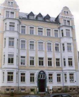 Thumbnail-Günstige und vermietete 2-Zimmer mit Laminat und Wannenbad in ruhiger Lage!