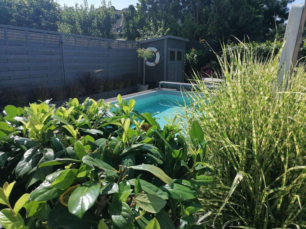 Thumbnail-Ihr neues Zuhause mit Pool und gepflegtem Garten in Seenähe