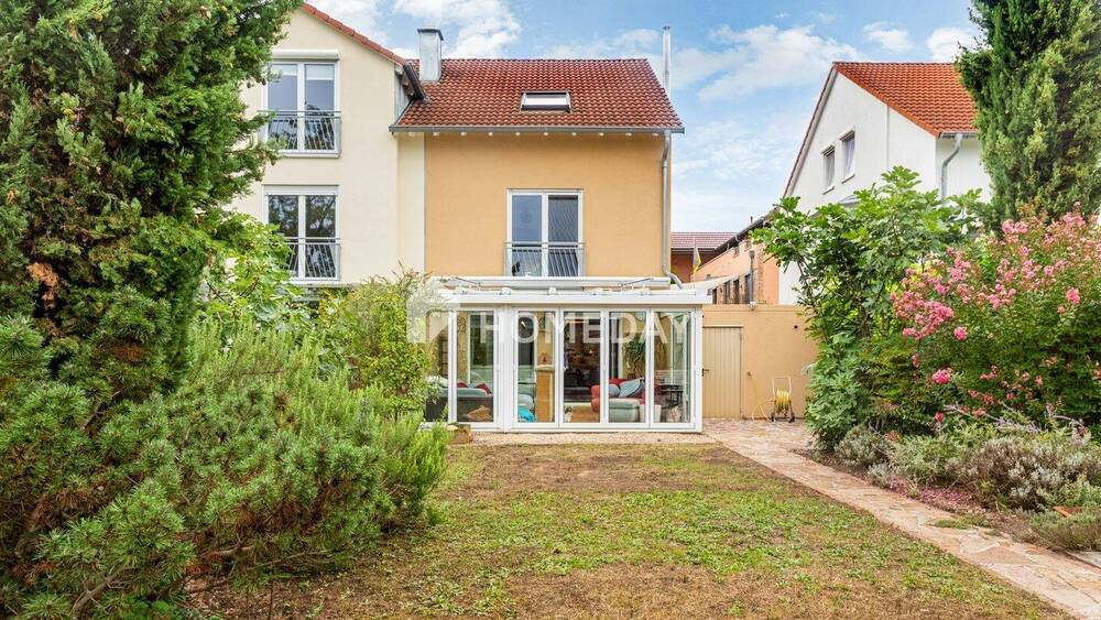 Thumbnail-Hier beginnt Ihr neues Kapitel: gepflegtes RH mit Wintergarten, Kamin und Gartenidylle