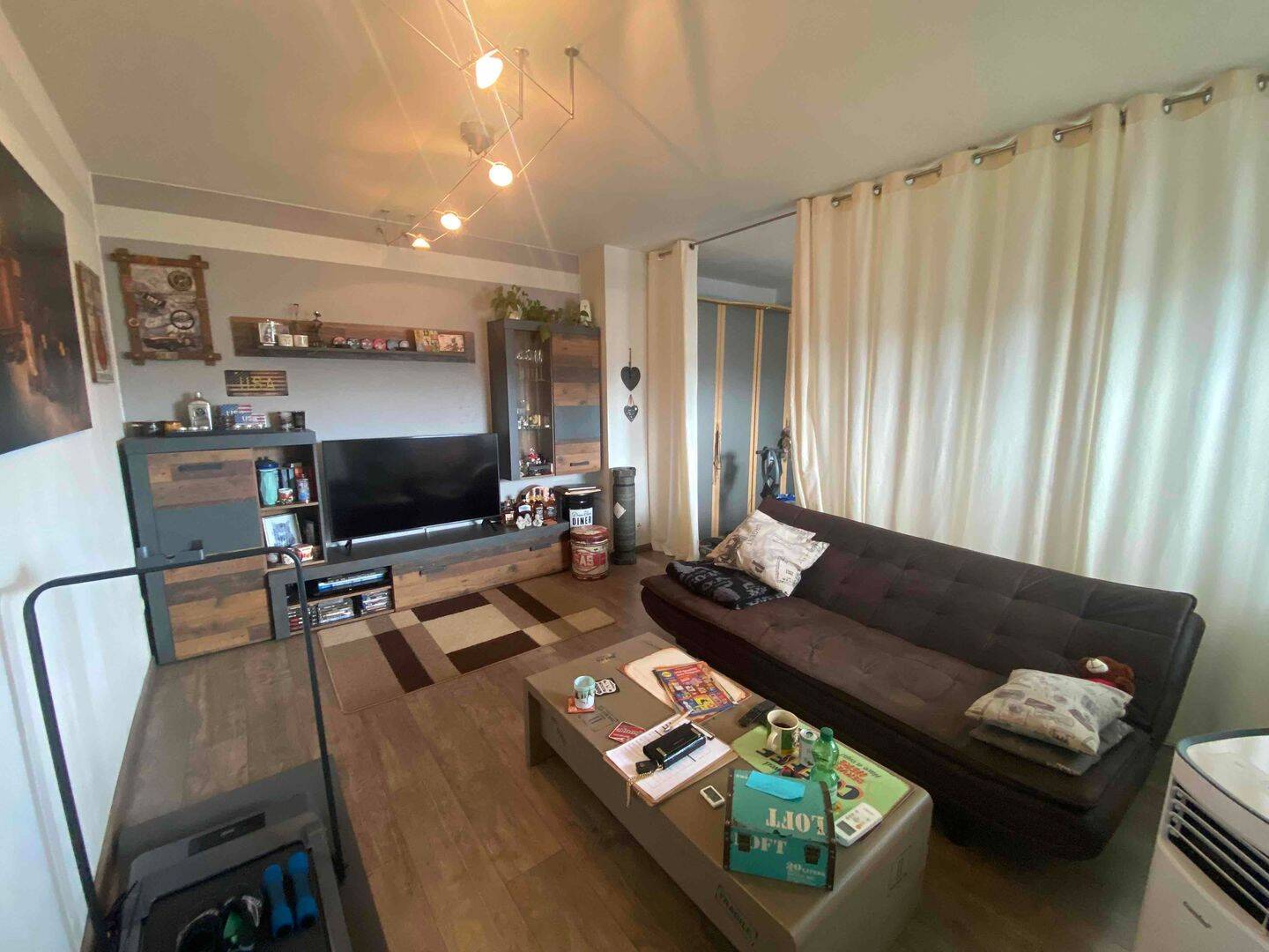 Thumbnail-Retro-Flair in Zabo: Charmante 1 Zimmer-Wohnung mit Potenzial