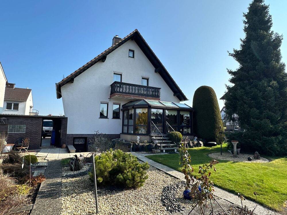 Thumbnail-SICHERN SIE SICH DIESES FAMILIENHAUS IN RUHIGER LAGE! KEINE KÄUFERPROVISION!