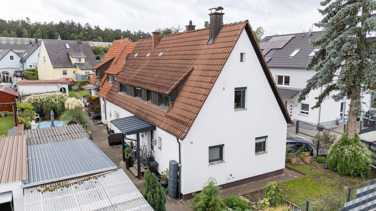 Thumbnail-Ruhe, Natur und Stadtnähe vereint - Traumhaftes Reiheneckhaus in Nürnberg-Moorenbrunn