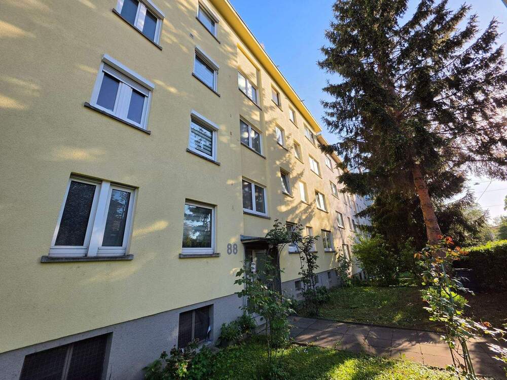 Thumbnail-3 - Zimmerwohnung mit Garage in Bad Cannstatt nahe des Kurparks