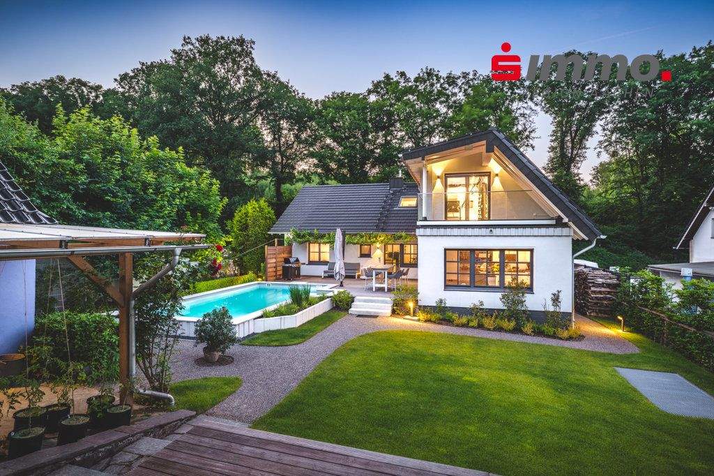 Thumbnail-Frei stehendes, komplett modernisiertes EFH in idyllischer Lage