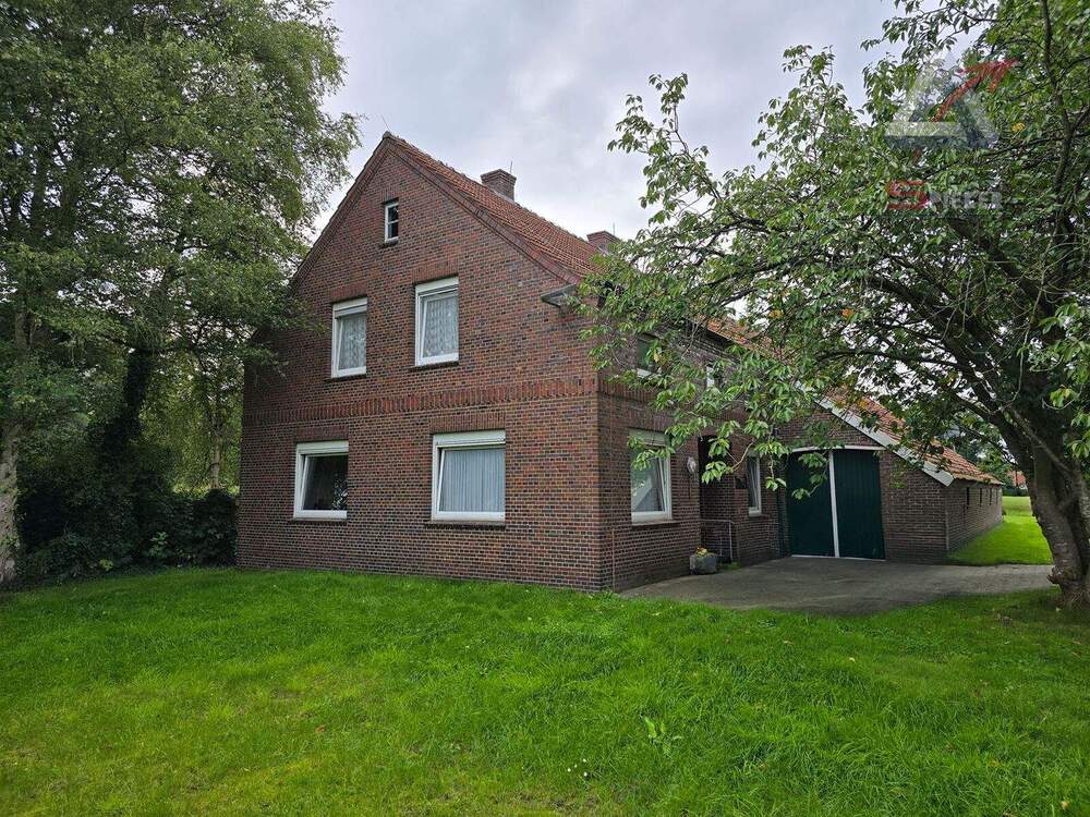 Thumbnail-Ostfriesisches Bauernhaus mit Weideland am Haus.