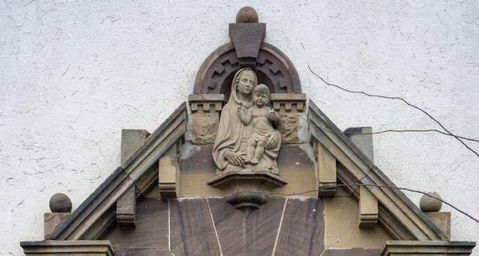 Thumbnail-Einzigartige Gelegenheit- Steuern sparen 55% Denkmal Afa- 2 Zi Balkonwhg. in historischem Neugotik Ensemble in Bestlage Sanderau, WG geeignet