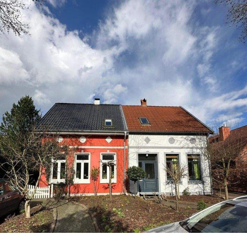 Thumbnail-Provisionsfrei - Schöne Doppelhaushälfte mit möbliertes Appartement in idyllischer Stadtlage Nähe der Universität!