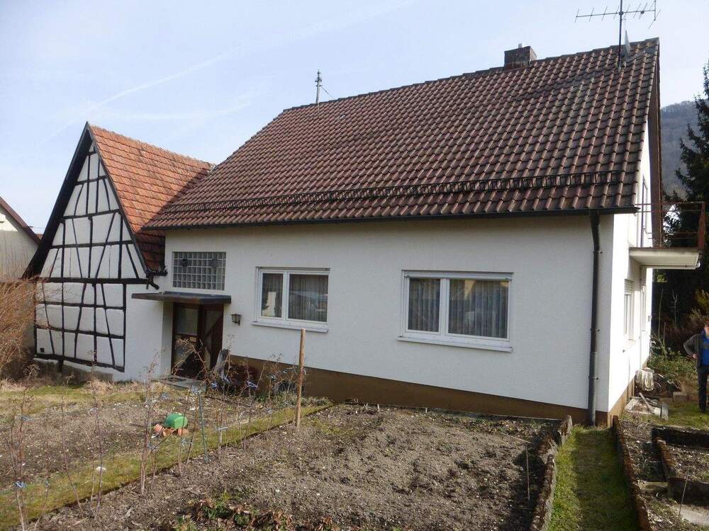 Thumbnail-Wohnhaus in Ortsmitte Metzingen-Glems
