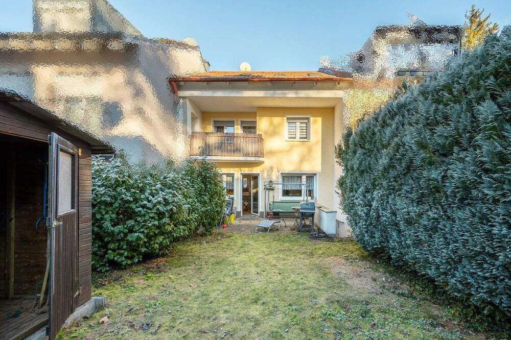 Thumbnail-AIGNER - Ihr Projekt in Top-Lage: Reihenmittelhaus mit Ausbaupotenzial in Obermenzing