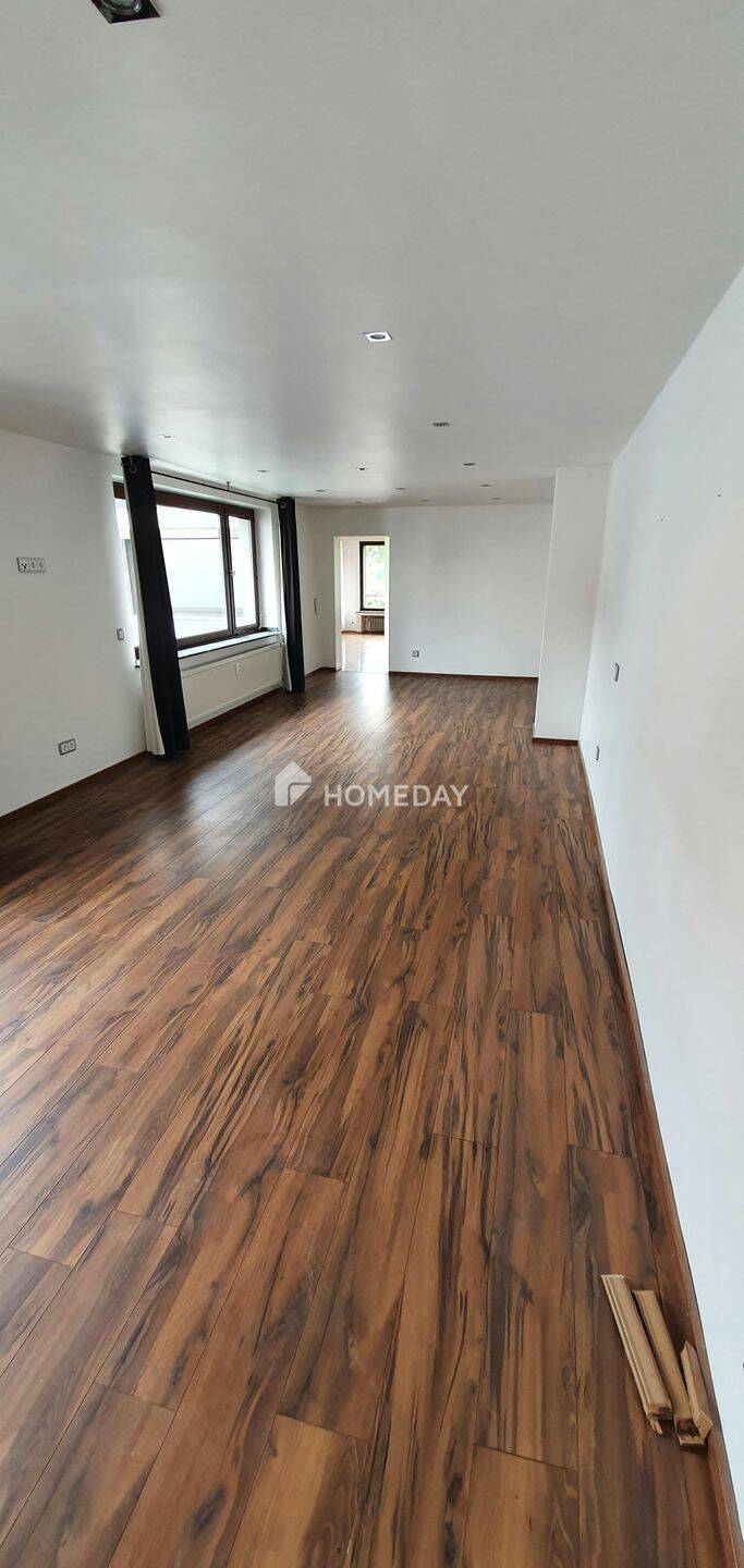 Thumbnail-Charmantes, kernsaniertes MFH in ruhiger Lage mit vier Wohneinheiten und großem Garten