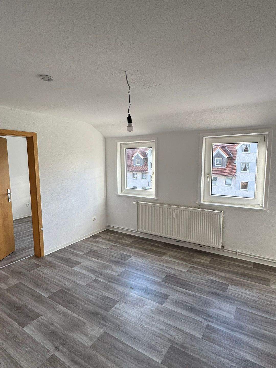 Thumbnail-Schöne 4-Zimmer Dachgeschosswohnung sucht Nachmieter