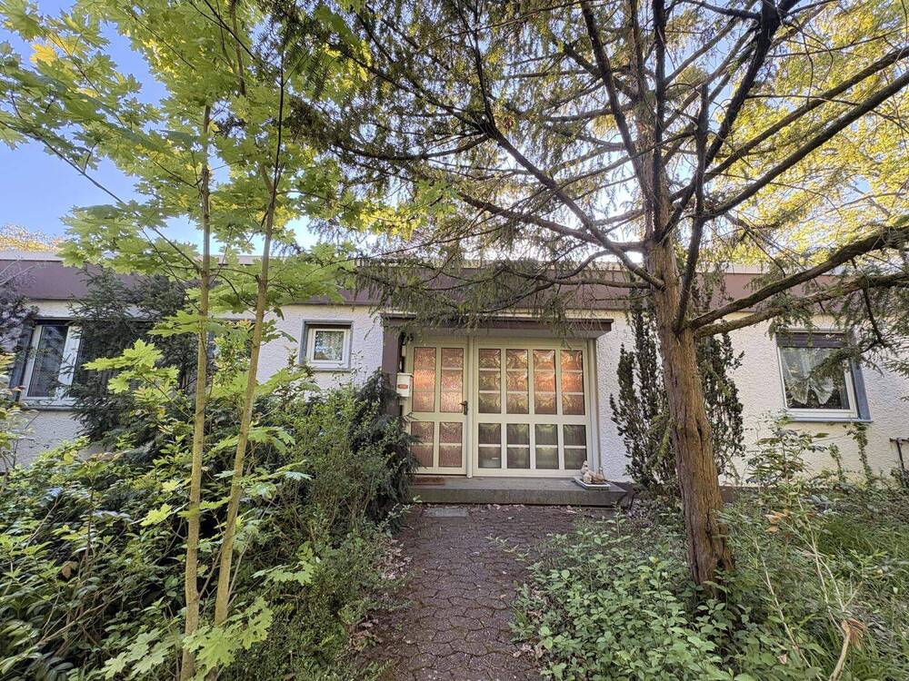 Thumbnail-*Exklusiv* Bungalow mit Garten und Garage - viel Platz für die ganze Familie