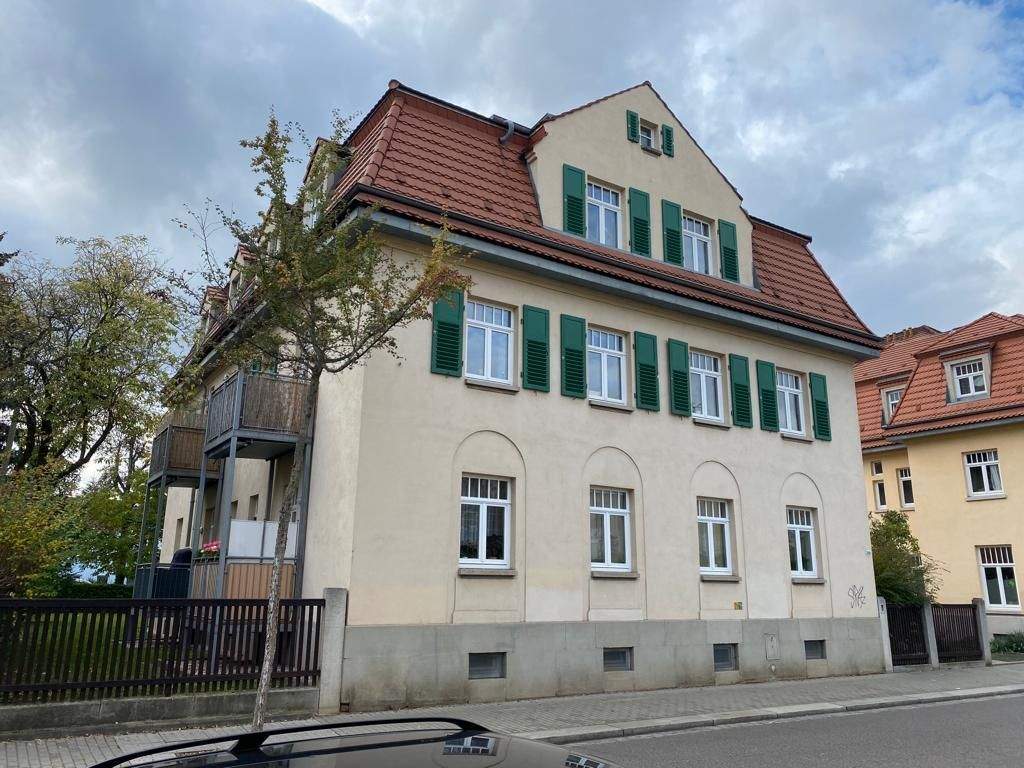 Thumbnail-** FOR SALE ** Sanierte & vermietete Eigentumswohnung mit Balkon unweit vom Elbepark