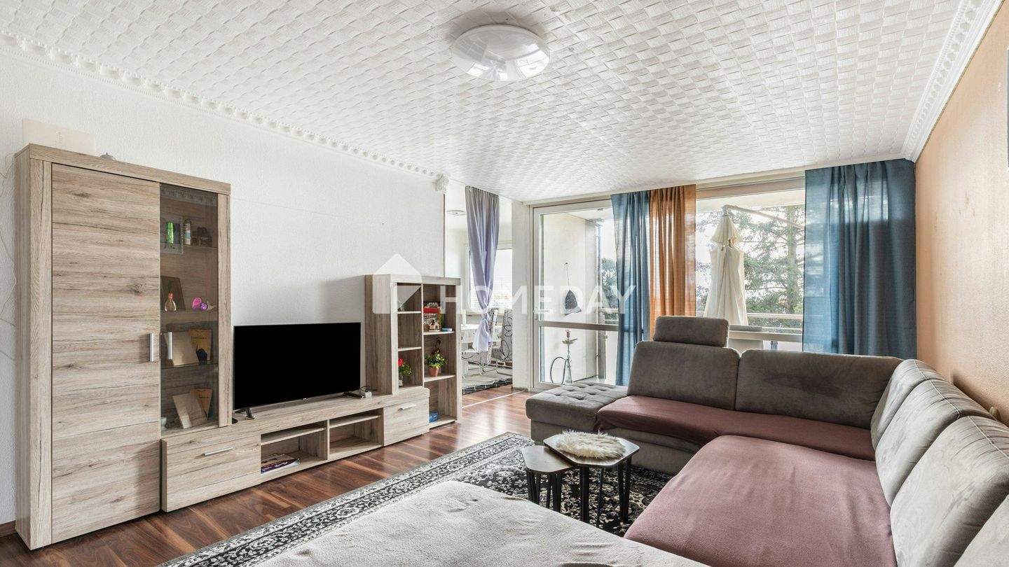 Thumbnail-Großzügige 3-Zimmer-Wohnung mit zwei Loggien, Aufzug und Tiefgaragenstellplatz