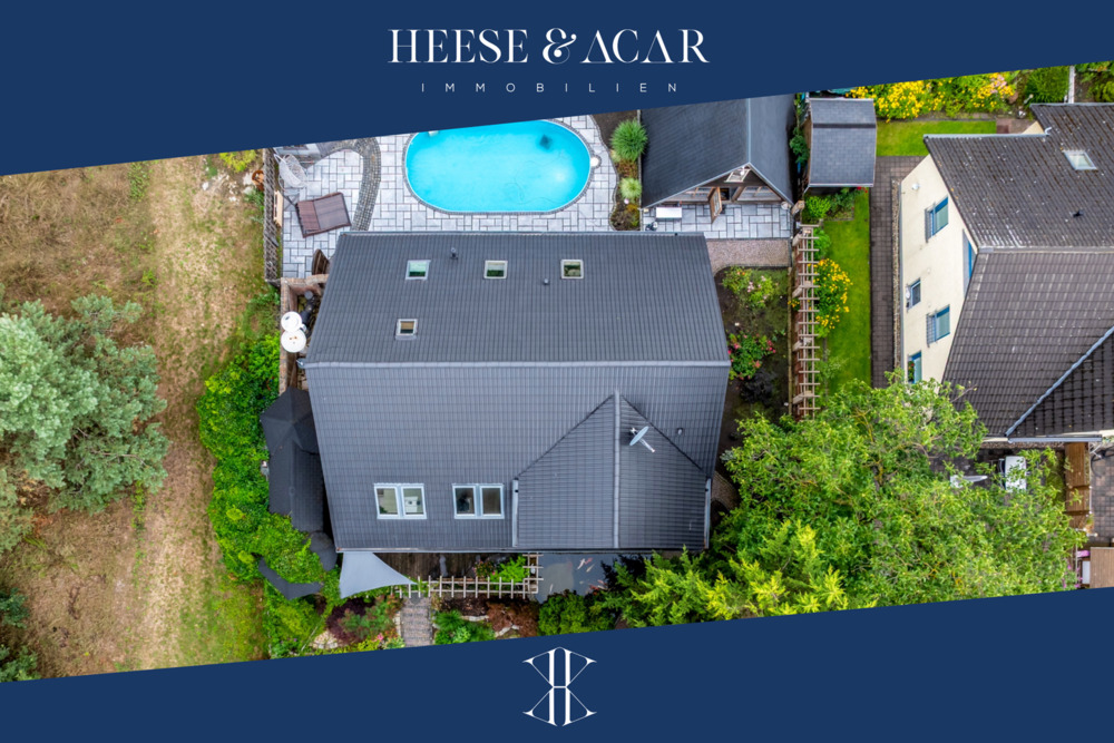 Thumbnail-Bezugsfrei: Gepflegtes Einfamilienhaus mit Pool, Garage und Außenküche auf großzügigem Grundstück