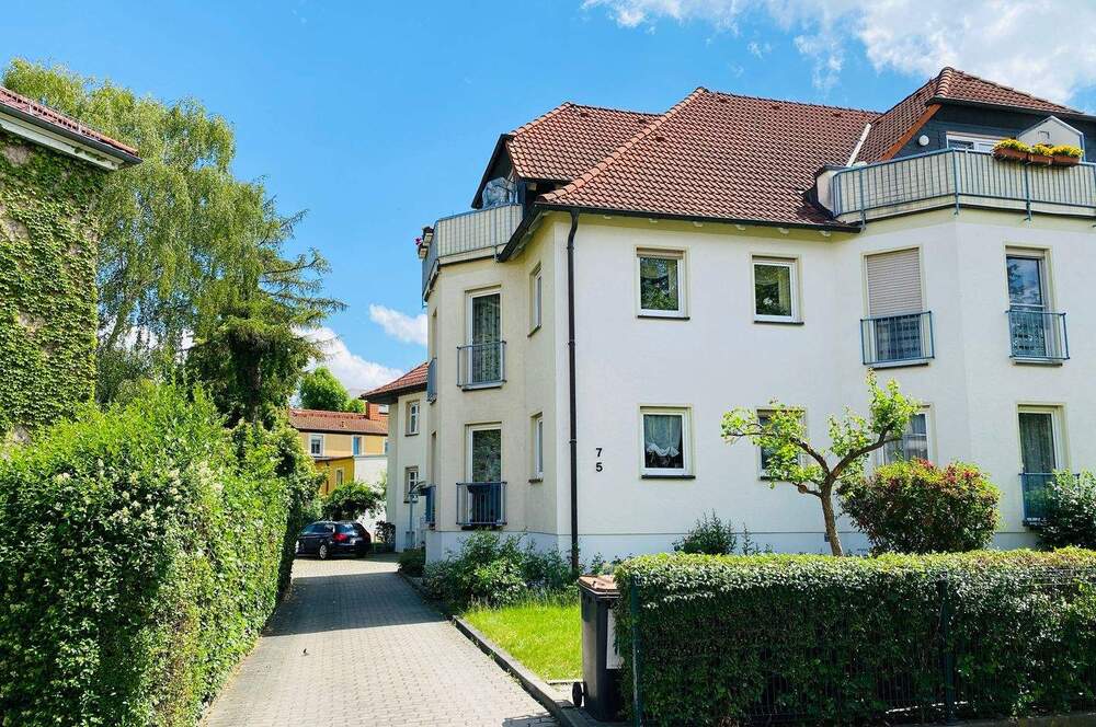 Thumbnail-Sanierte 2-Raum-Wohnung im DG mit großzügigem Hobbyraum im Souterrain