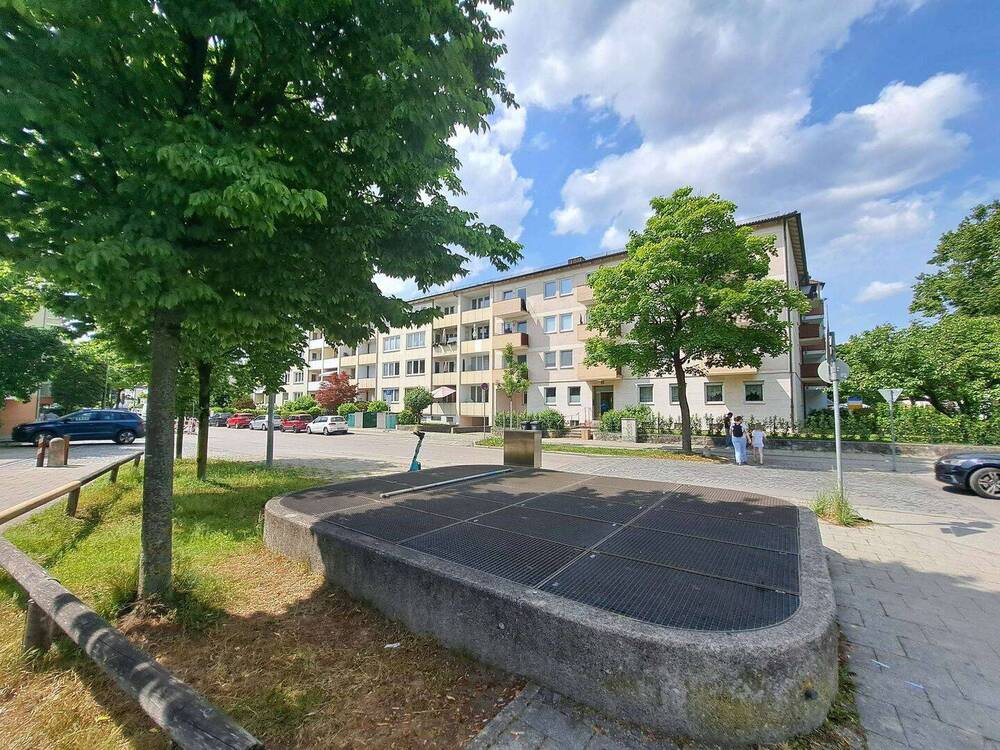 Thumbnail-SONNIGE 2 Zi.-WOHNUNG AM PARTNACHPLATZ